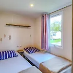 Awesome Stacaravan In Saint-georges-de-didon Campsite 3*