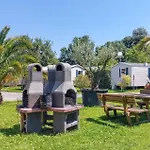 Campsite Awesome Stacaravan In Saint-georges-de-didon Saint-Georges-de-Didonne