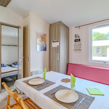 Stunning Stacaravan Camping